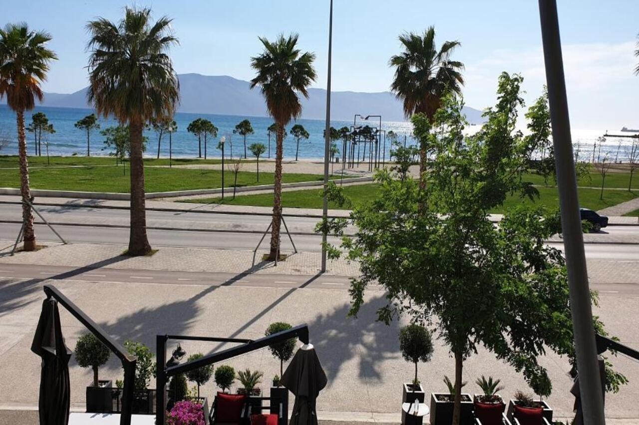 Haris Hotel Vlorë Exterior foto